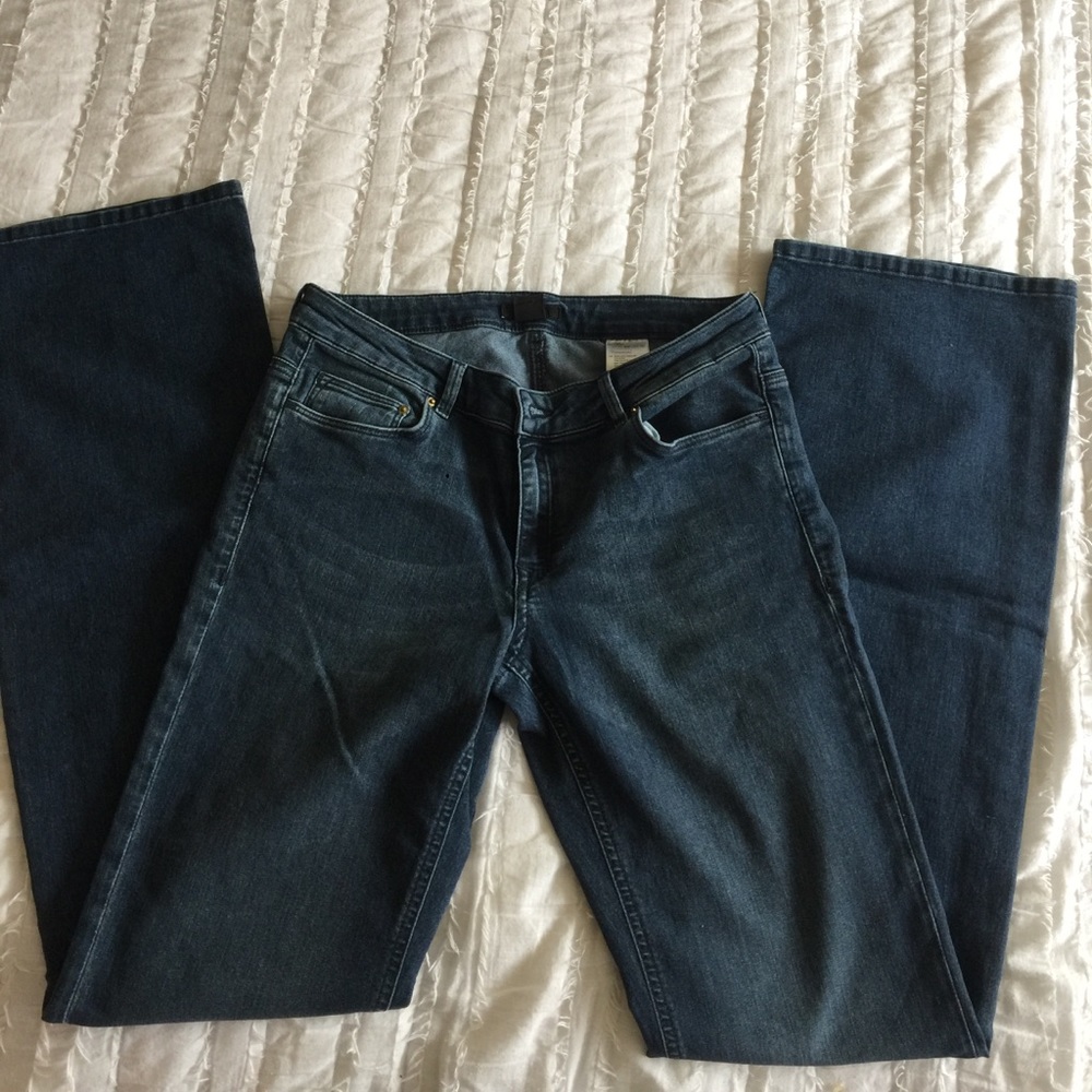 Blue bell bottom jeans 👖